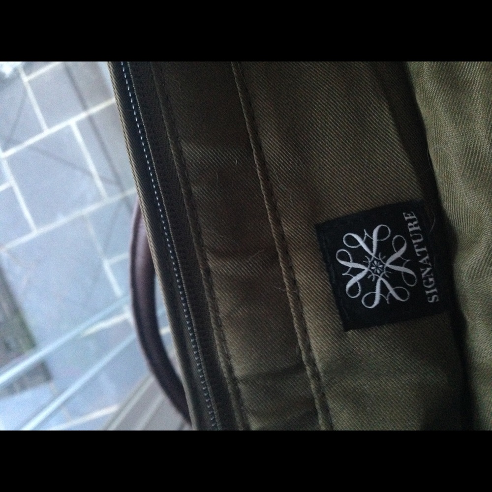 Purse - Picture 3 of 5